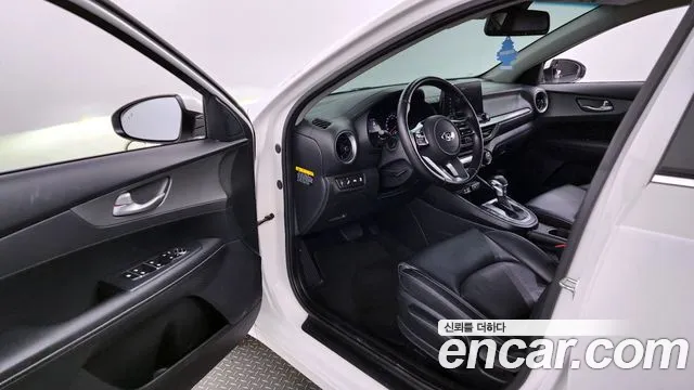 Kia Come New K3 id 2785564 из Кореи 20