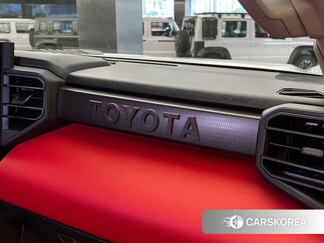 Toyota Sequoia id 4290223 из Китая 19