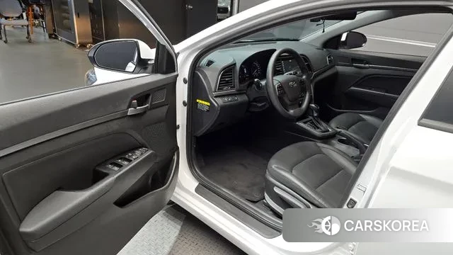 Hyundai Avante AD id 3423626 из Кореи 20