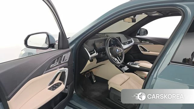 BMW iX1 (U11) id 4560565 из Кореи 20
