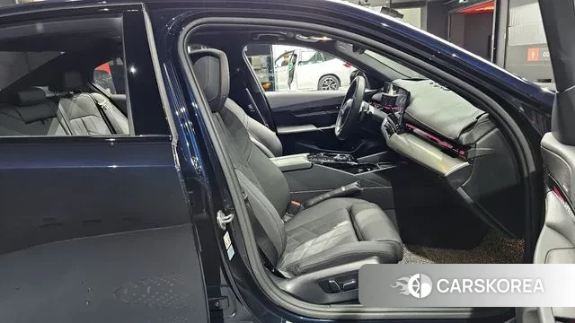 BMW 5 Series (G60) id 3400180 из Кореи 20