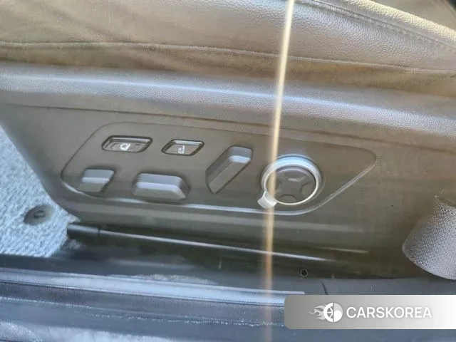 Hyundai Grandeur (GN7) id 3610492 из Кореи 20