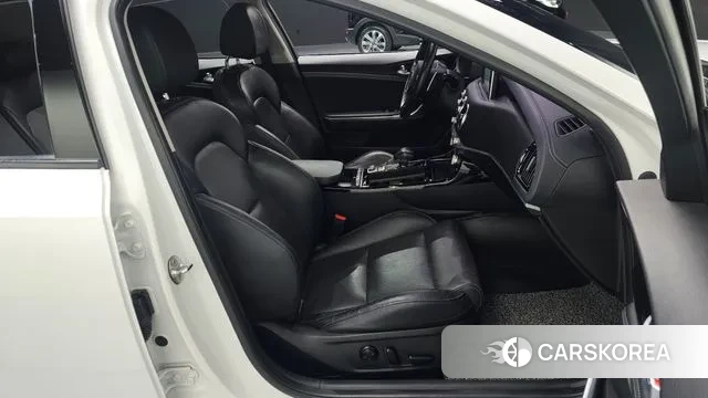 Kia Stinger id 3789749 из Кореи 20