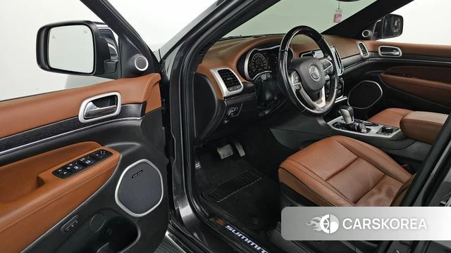 Jeep Grand Cherokee id 4519701 из Кореи 35