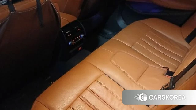 BMW 5 Series (G30) id 3819684 из Кореи 19