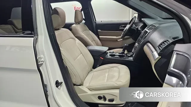 Ford Explorer id 3220585 из Кореи 20