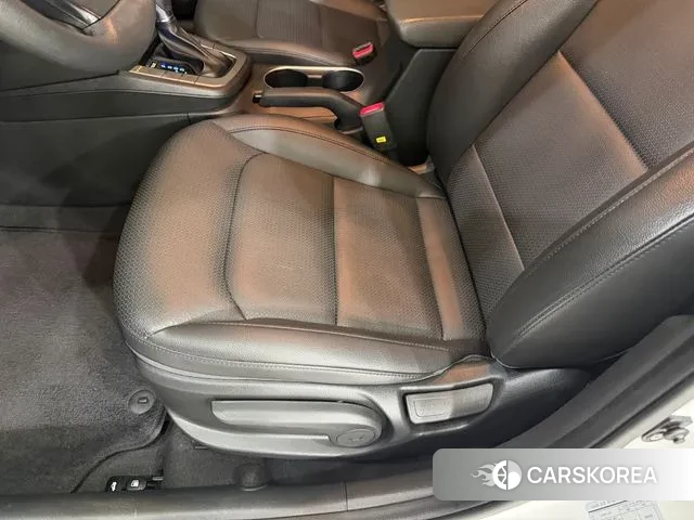 Hyundai Avante AD id 3622541 из Кореи 20