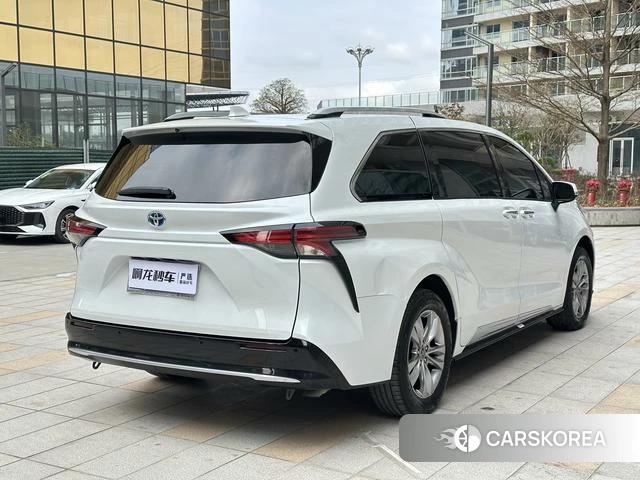 Toyota Saina id 4314773 из Китая 26