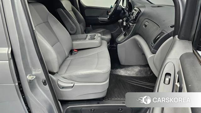 Hyundai The New Grand Starex id 3879797 из Кореи 20