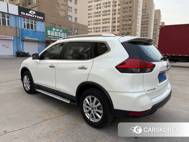 Nissan Qijun id 4235952 из Китая 17