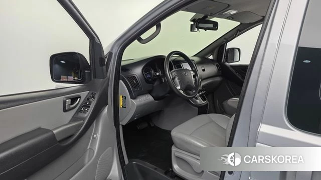 Hyundai The New Grand Starex id 4698742 из Кореи 20