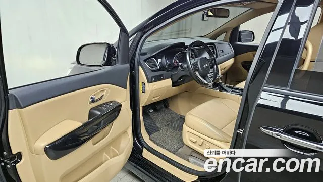 Kia The New Carnival id 2370143 из Кореи 20