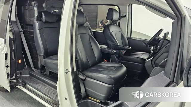 Hyundai Staria id 3964409 из Кореи 20