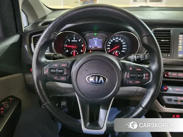 Kia The New Carnival id 3039099 из Кореи 20