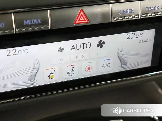 Genesis G90 (RS4) id 3841095 из Кореи 20