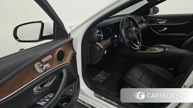 Mercedes-Benz E-Class W213 id 3911044 из Кореи 20