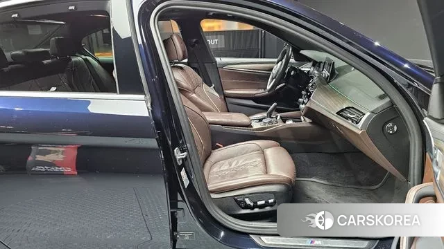 BMW 5 Series (G30) id 3439543 из Кореи 20