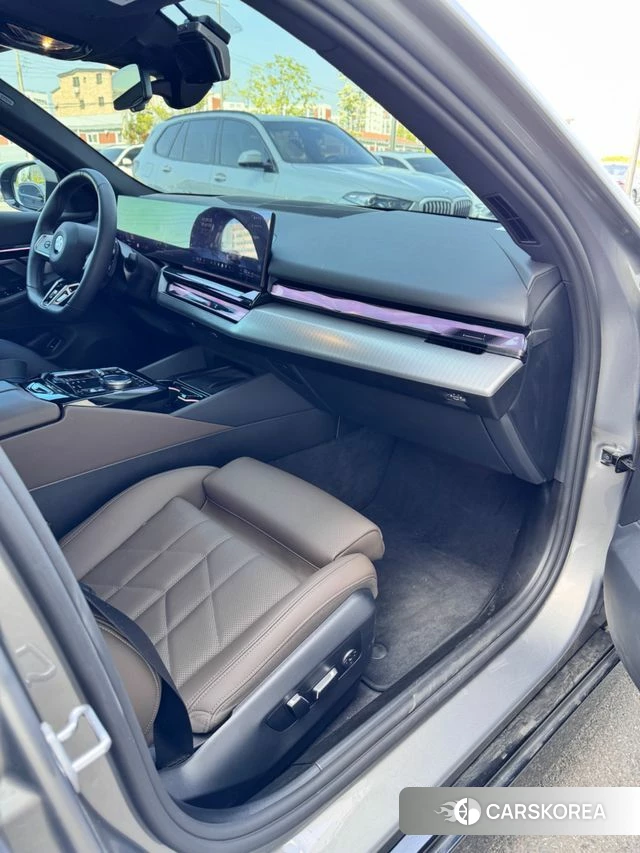 BMW 5 Series (G60) id 4254938 из Кореи 20