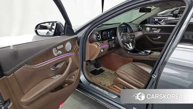 Mercedes-Benz E-Class W213 id 3666880 из Кореи 20