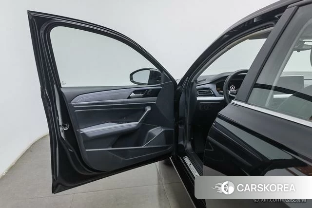 Volkswagen Lavida id 4253620 из Китая 24