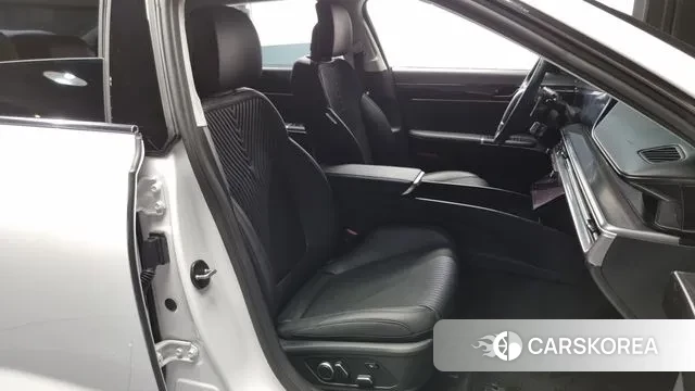 Hyundai Grandeur (GN7) id 3223675 из Кореи 20