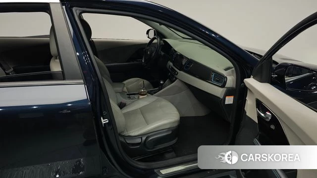 Kia Niro id 4620440 из Кореи 35