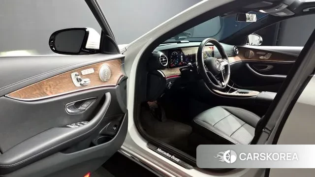 Mercedes-Benz E-Class W213 id 3036918 из Кореи 20