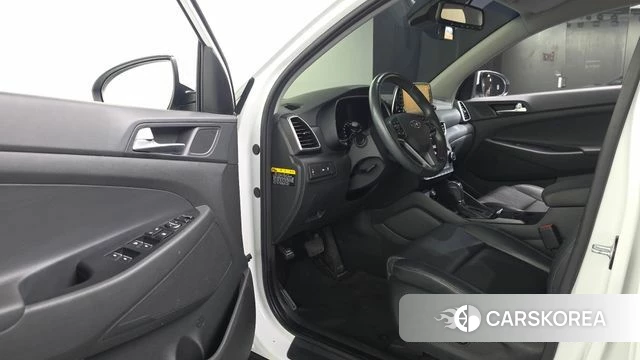 Hyundai All New Tucson id 4620266 из Кореи 33
