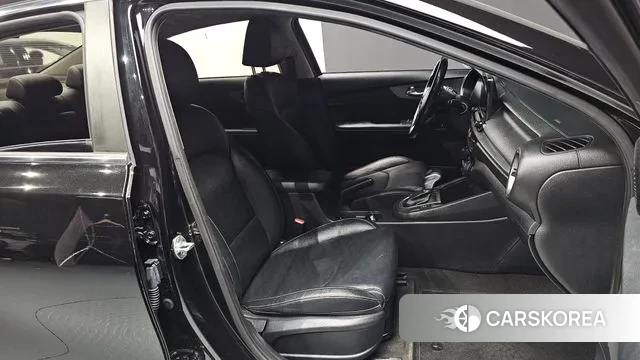 Kia Come New K3 id 3350345 из Кореи 20