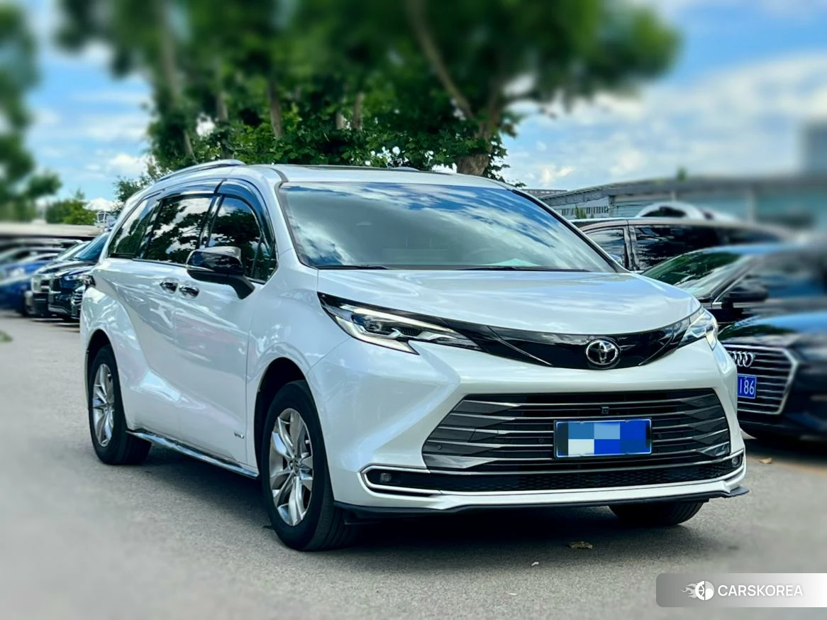 Toyota Sienna id 4461466 из Китая 18