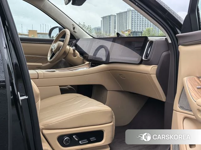 AITO Ask the world M8 id 3969000 из Китая 18