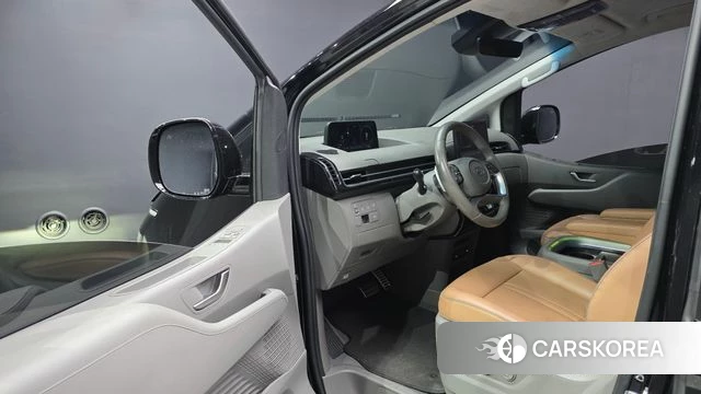 Hyundai Staria id 4308535 из Кореи 20