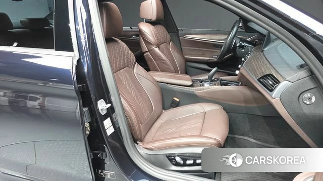BMW 5 Series (G30) id 4780755 из Кореи 41