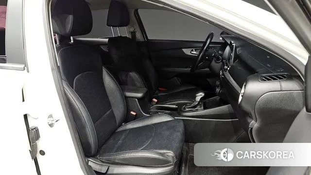 Kia Come New K3 id 3612593 из Кореи 20