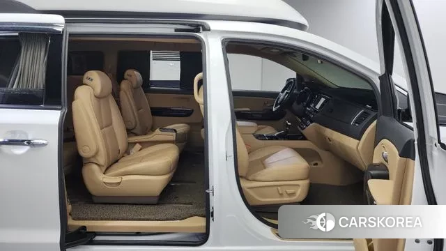 Kia The New Carnival id 3692612 из Кореи 20