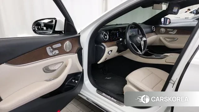 Mercedes-Benz E-Class W213 id 3037896 из Кореи 20