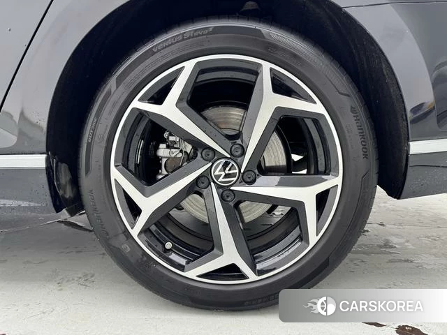Volkswagen Magotan id 4258663 из Китая 28