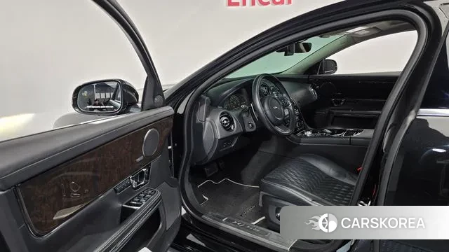 Jaguar All New XJ id 3489410 из Кореи 20