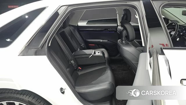 Hyundai Grandeur Hybrid (GN7) id 4655697 из Кореи 32