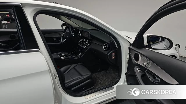 Mercedes-Benz C-Class W205 id 4906799 из Кореи 36