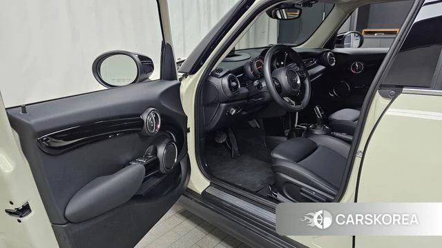 Mini Cooper id 4383899 из Кореи 31