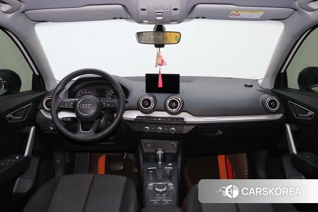 Audi Q2L id 4257721 из Китая 20