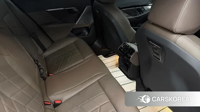 BMW 5 Series (G60) id 3272601 из Кореи 20