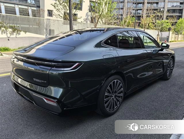 Geely Galaxy Galaxy Sparkle 8 PHEV id 4207027 из Китая 10