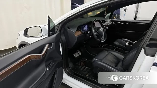 Tesla Model X id 3188225 из Кореи 20