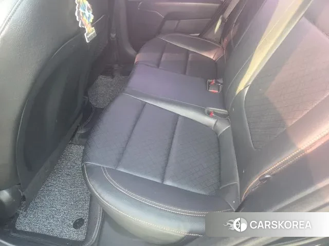 Kia Stonic id 3651608 из Кореи 20