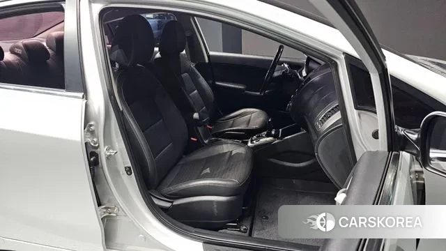 Kia The New K3 id 3403249 из Кореи 20