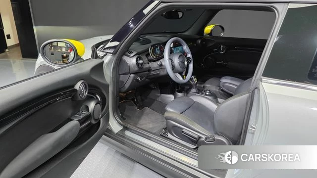 Mini Cooper Electric id 4763536 из Кореи 30