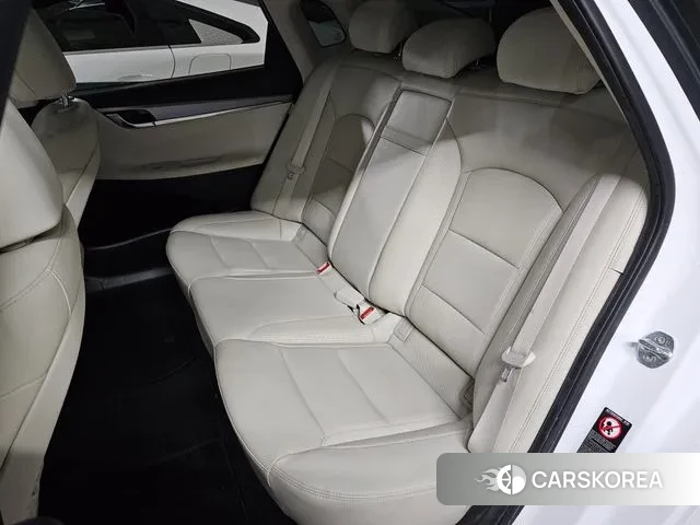 Hyundai The New Grandeur IG Hybrid id 3567024 из Кореи 20