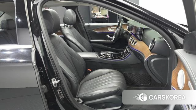 Mercedes-Benz E-Class W213 id 4780510 из Кореи 32